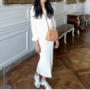 Elegant White Maxi Dress